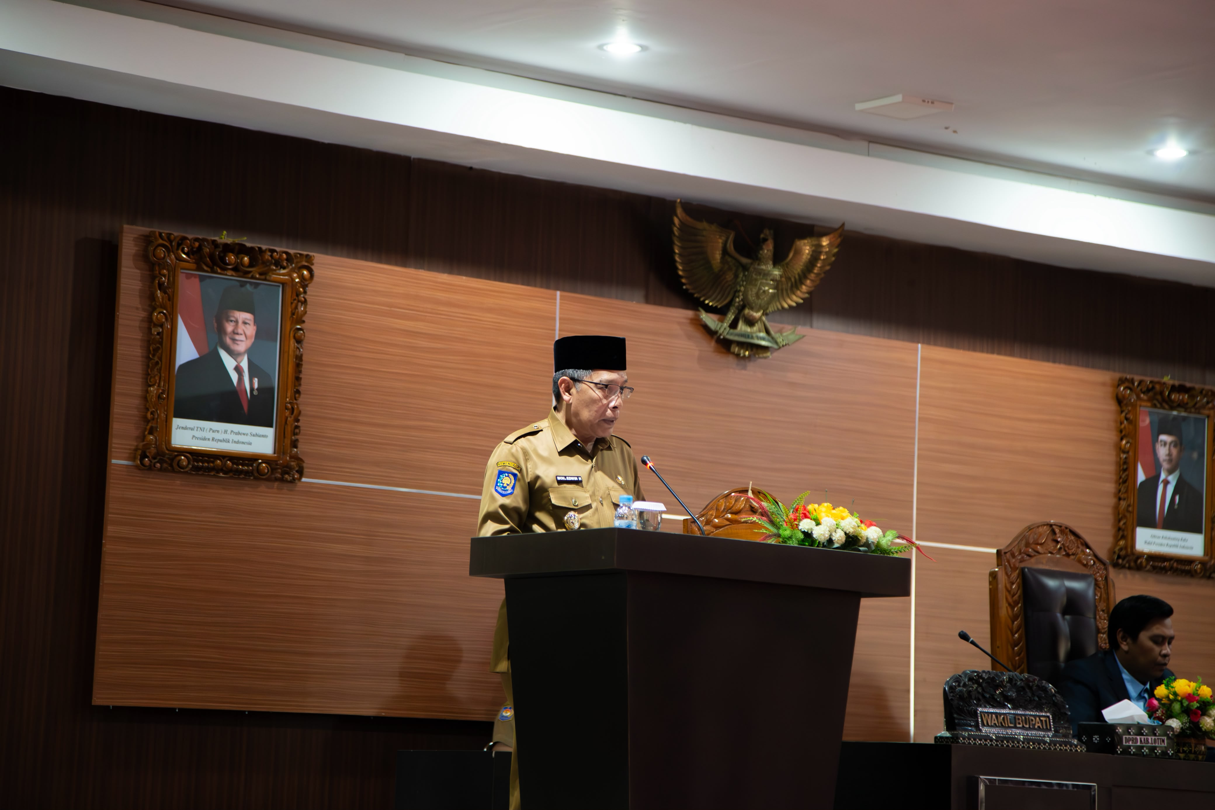 Wabup Sampaikan Jawaban Kepala Daerah atas Tanggapan Fraksi DPRD