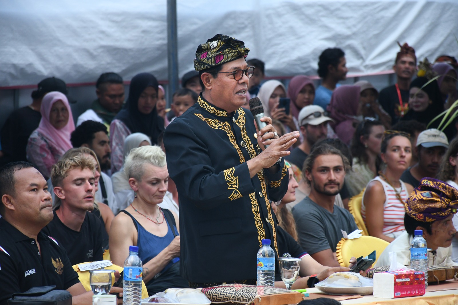 Lestarikan Budaya Daerah Sebagai Identitas Masyarakat Sasak 