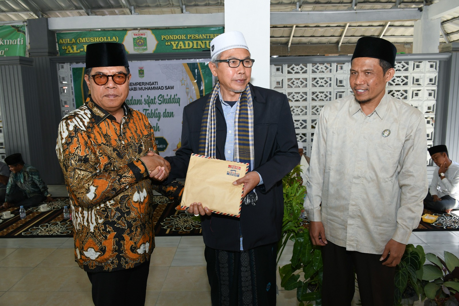 Pelayanan kepada Masyarakat Harus Maksimal