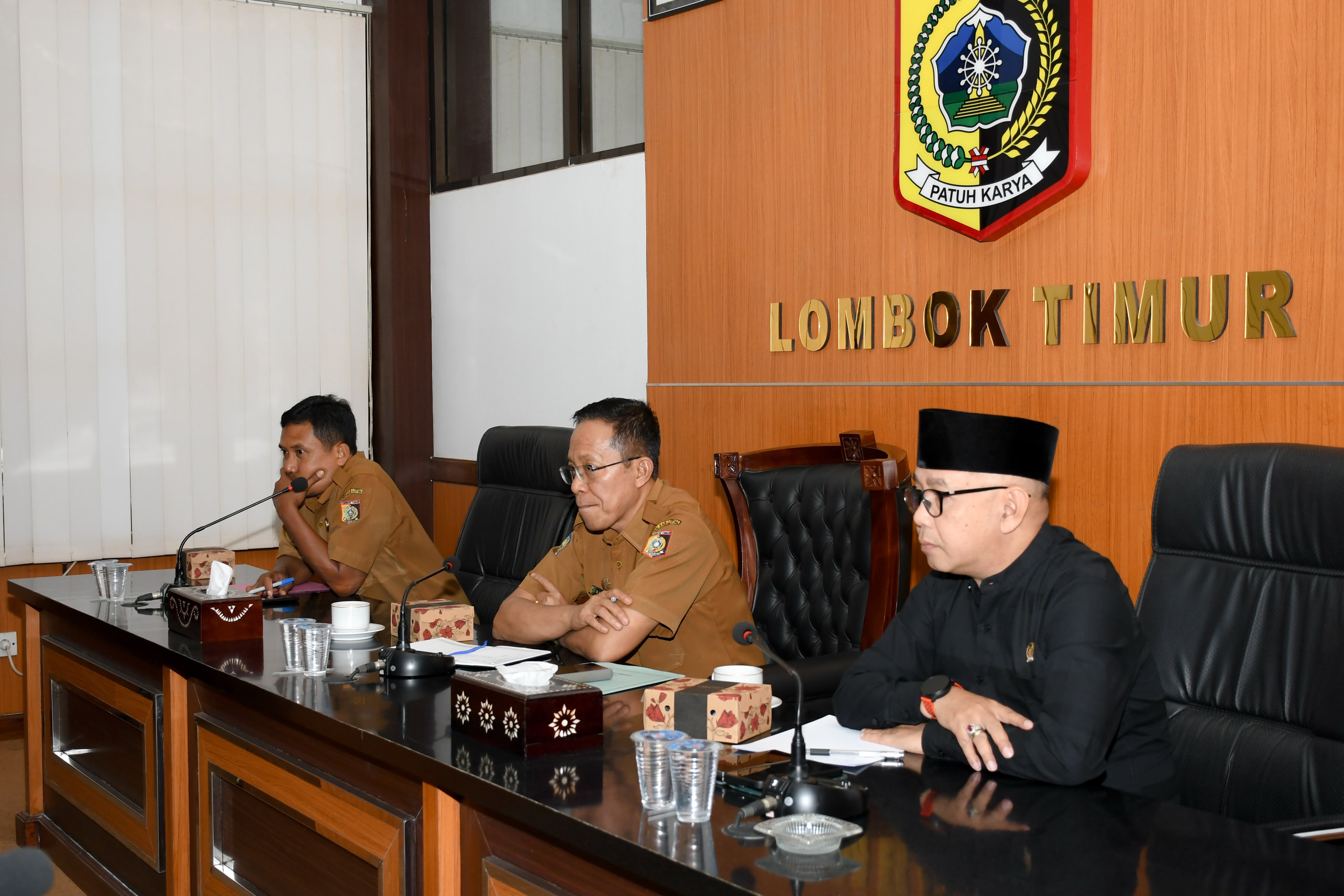 Pemkab dan DPRD Lombok Timur Tindak Lanjuti Komitmen                                                      Perbaikan Tata Kelola bersama KPK